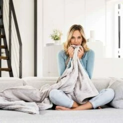 Beurer Fluffy Nordic Heated Snuggie Throw 14 Beurer Fluffy Nordic Heated Snuggie Throw -office furniture shop 1223090094 4